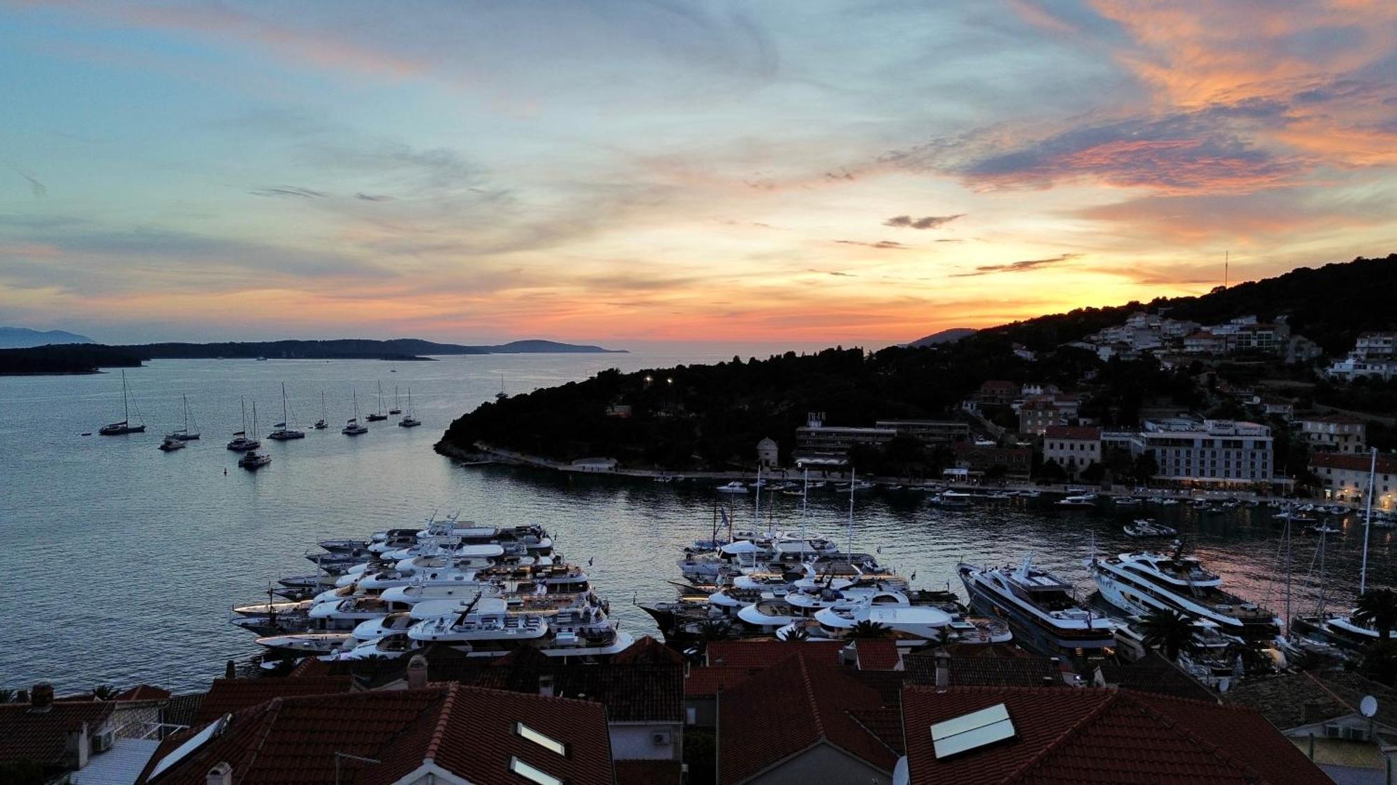 Forr Apartments - Hvar, Croatia ฮวาร์ ภายนอก รูปภาพ