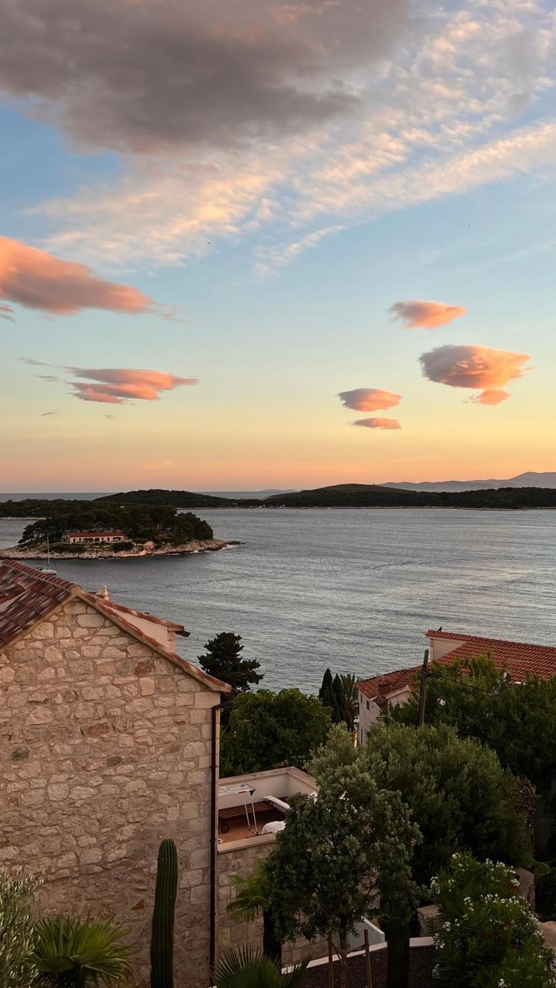 Forr Apartments - Hvar, Croatia ฮวาร์ ภายนอก รูปภาพ